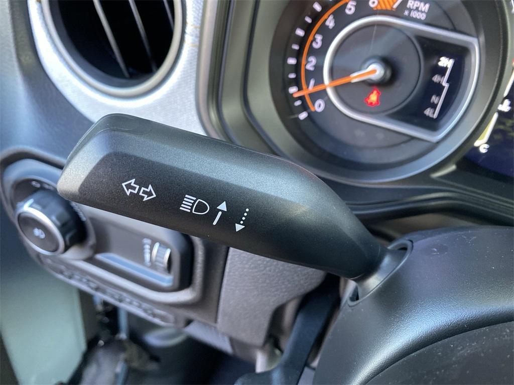 new 2025 Jeep Wrangler car, priced at $46,306