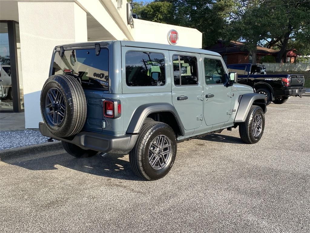 new 2025 Jeep Wrangler car, priced at $46,306