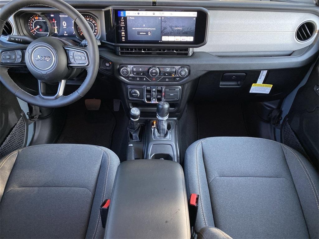 new 2025 Jeep Wrangler car, priced at $46,306