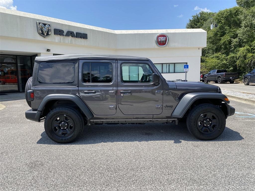 new 2025 Jeep Wrangler car, priced at $37,761