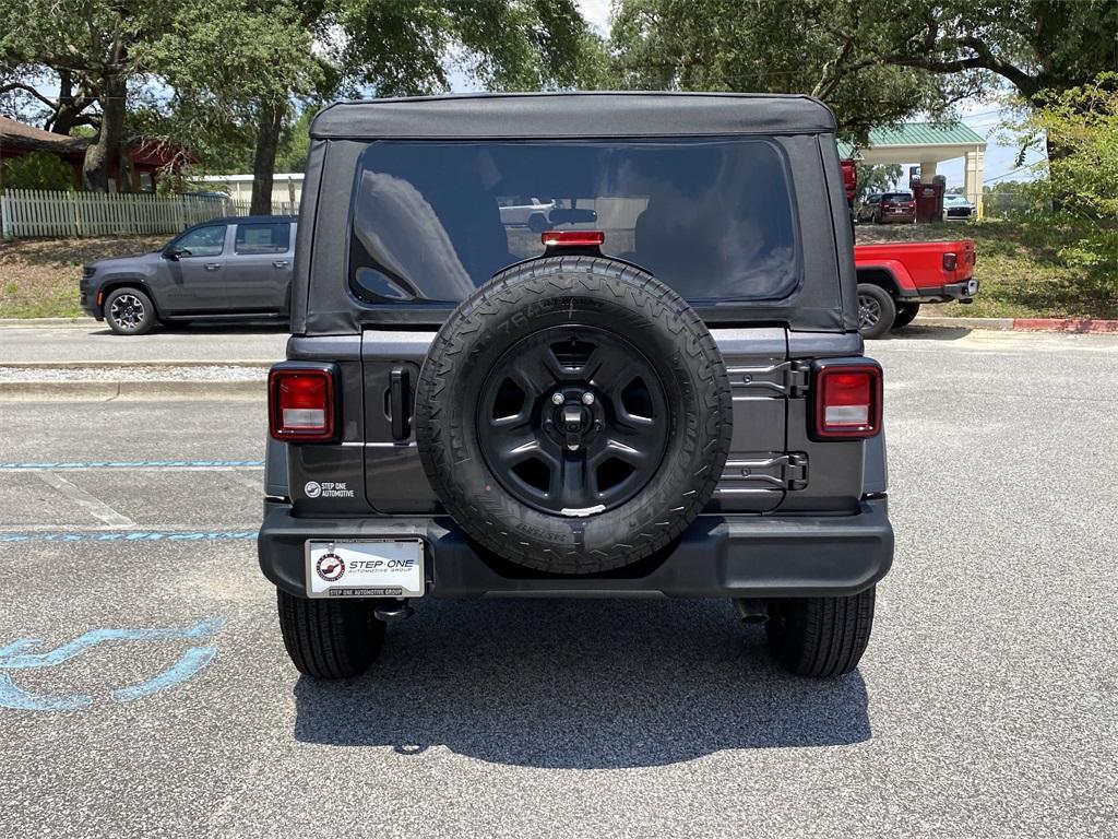 new 2025 Jeep Wrangler car, priced at $37,761