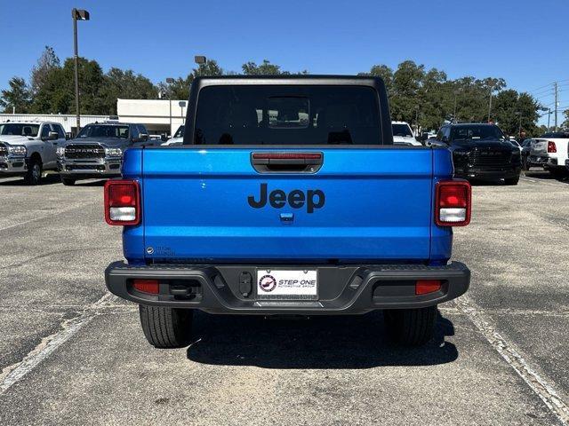 new 2024 Jeep Gladiator car, priced at $38,642