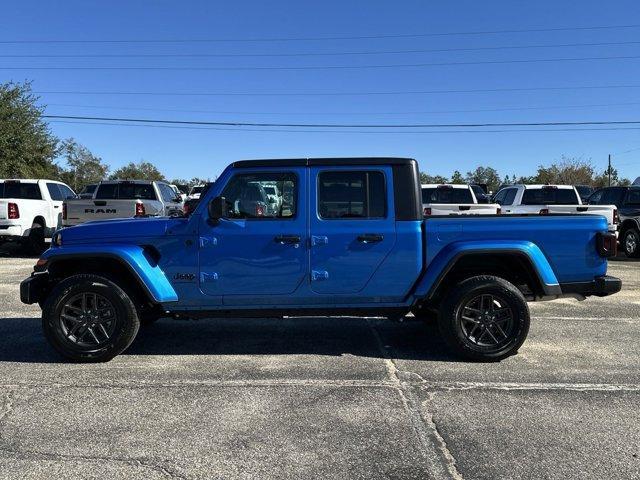 new 2024 Jeep Gladiator car, priced at $38,642