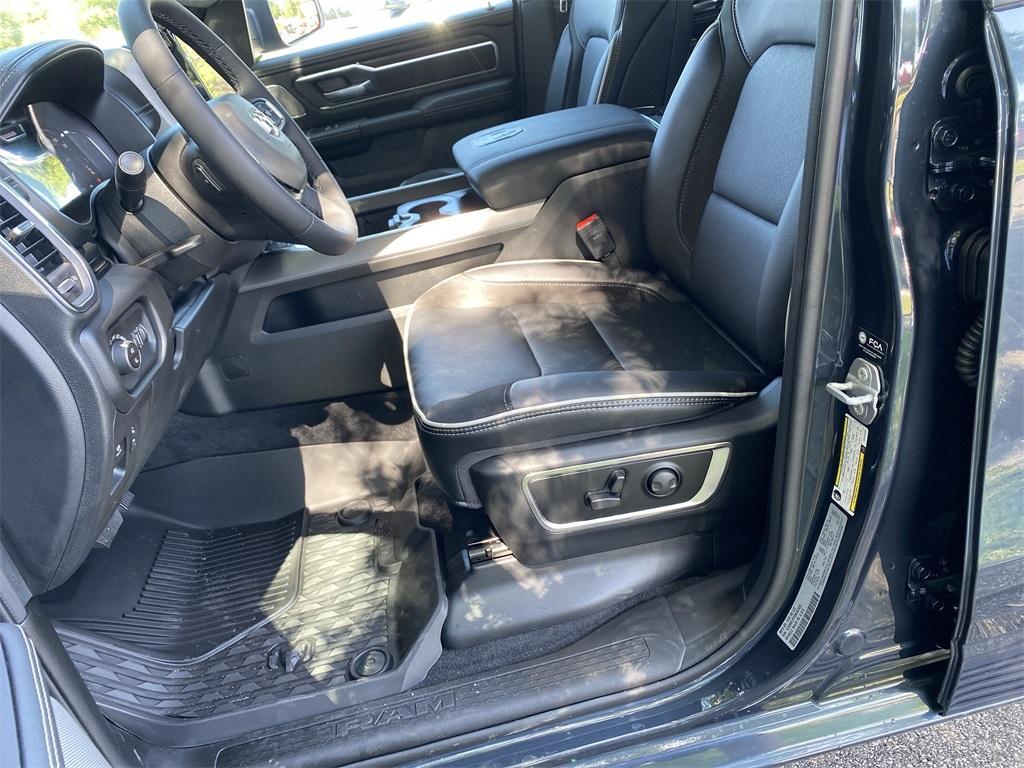 new 2025 Ram 1500 car, priced at $62,484
