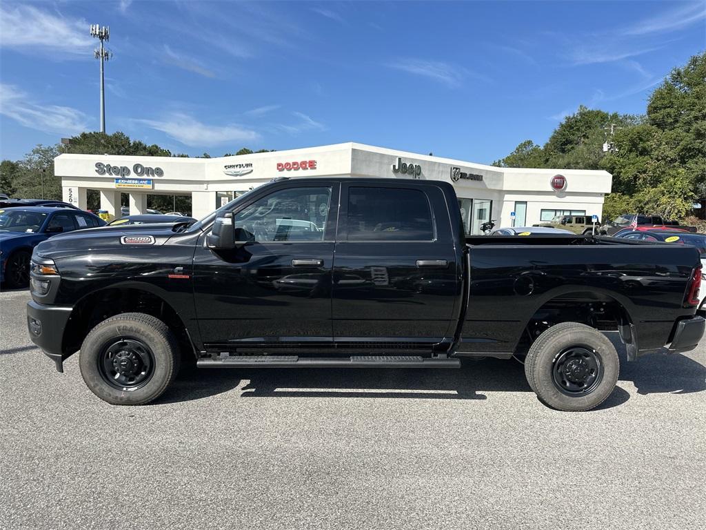 new 2025 Ram 2500 car, priced at $61,422