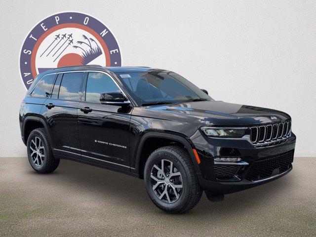 new 2025 Jeep Grand Cherokee car, priced at $47,332
