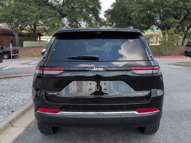 new 2025 Jeep Grand Cherokee car, priced at $47,332