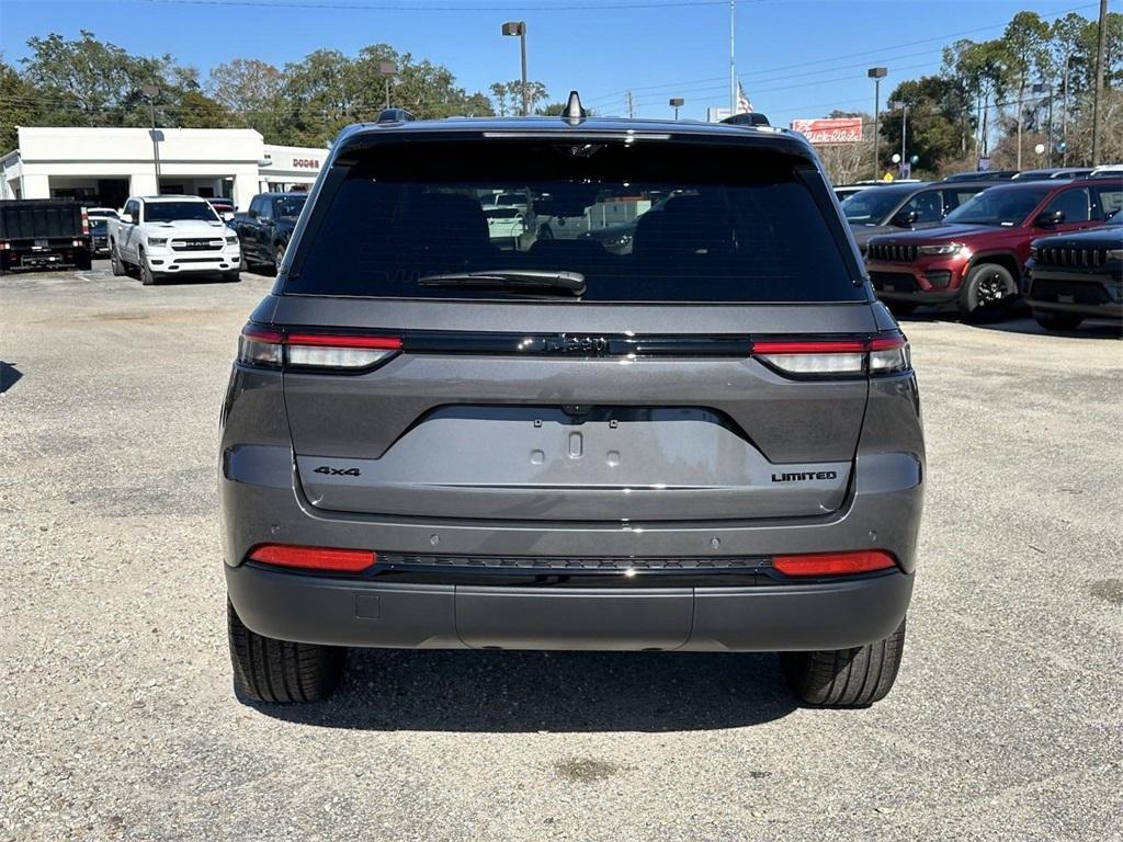 new 2025 Jeep Grand Cherokee car, priced at $52,955