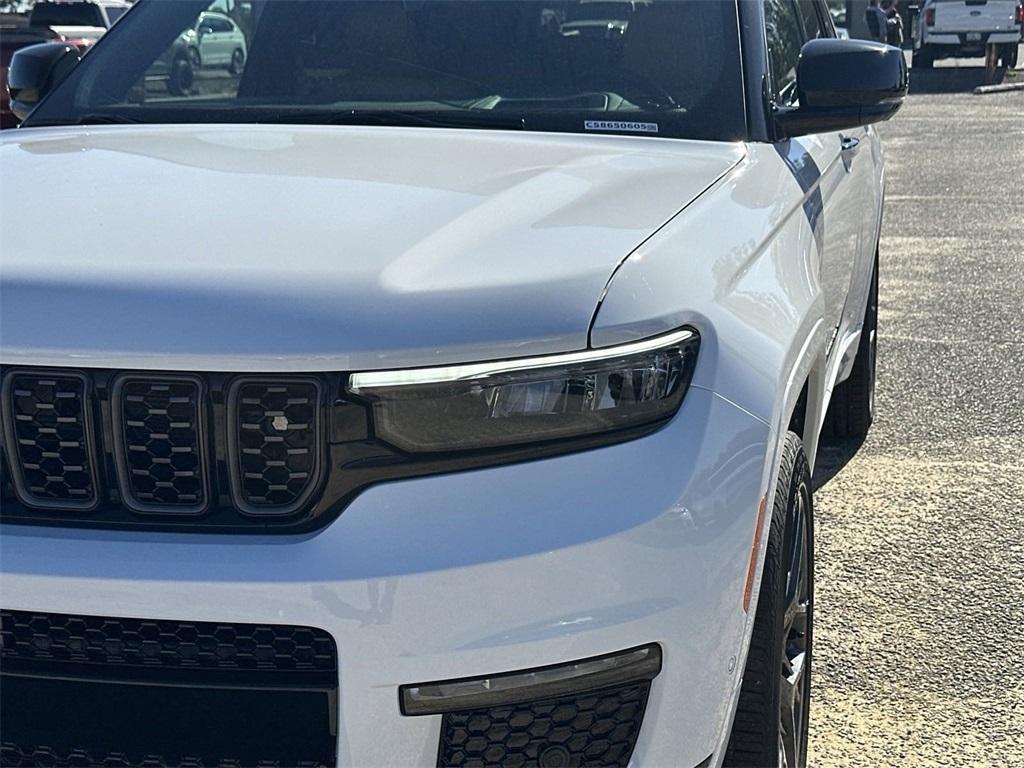 new 2025 Jeep Grand Cherokee L car, priced at $68,725