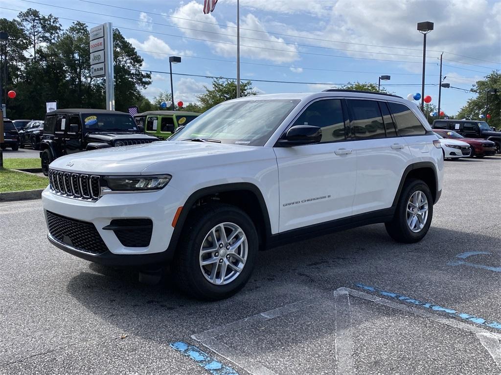 new 2025 Jeep Grand Cherokee car, priced at $36,958