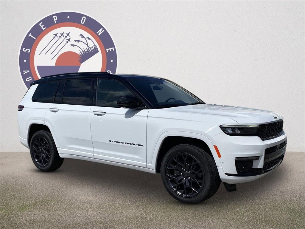 new 2025 Jeep Grand Cherokee L car, priced at $61,281