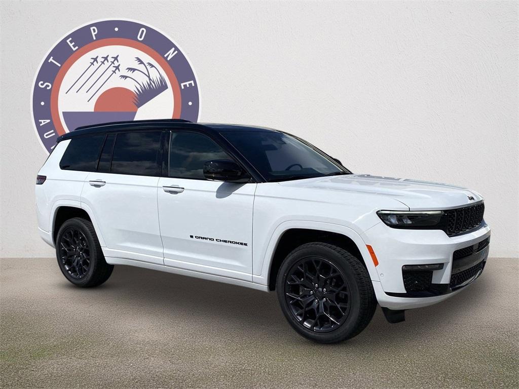 new 2025 Jeep Grand Cherokee L car, priced at $61,281