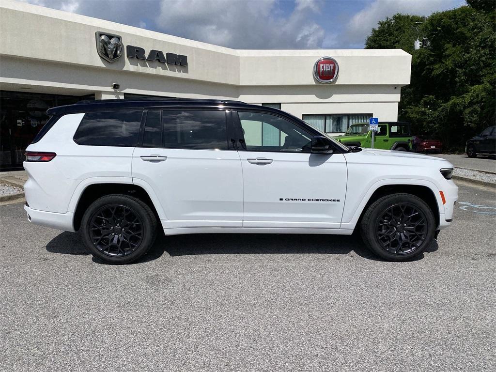 new 2025 Jeep Grand Cherokee L car, priced at $61,281