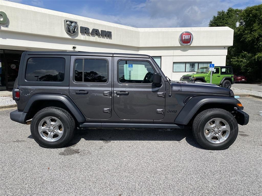 used 2021 Jeep Wrangler Unlimited car, priced at $28,212