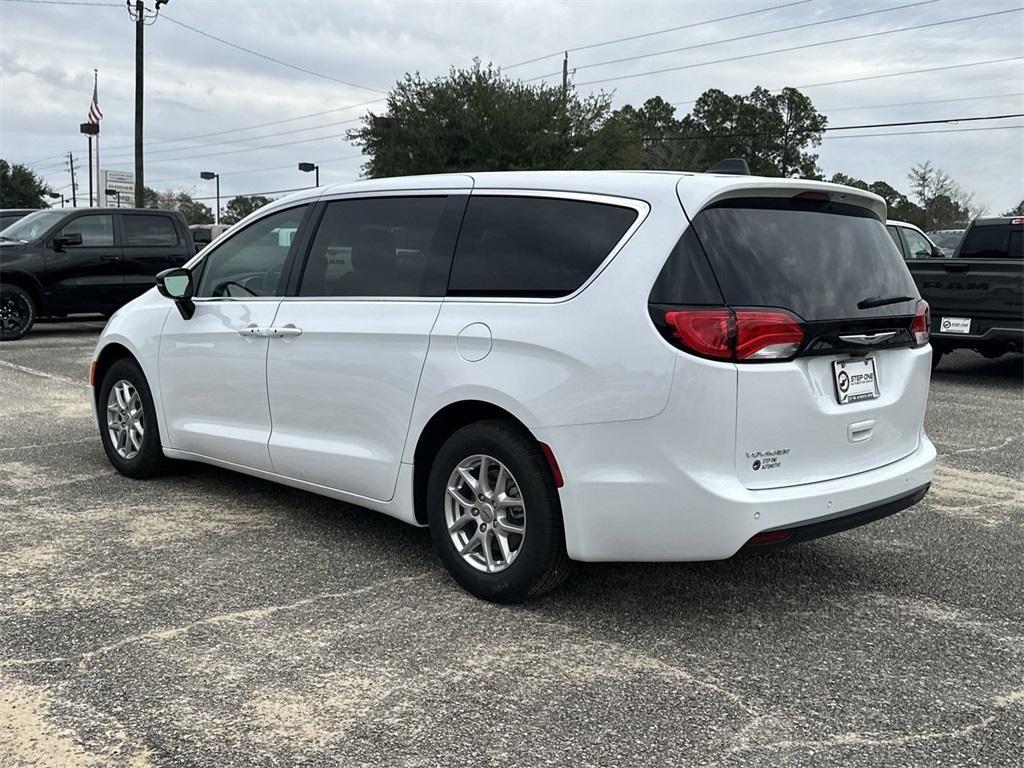 new 2025 Chrysler Voyager car, priced at $39,580