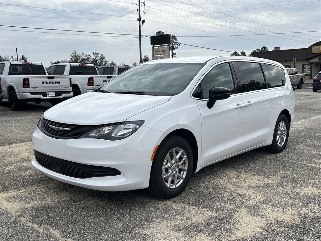 new 2025 Chrysler Voyager car, priced at $39,580