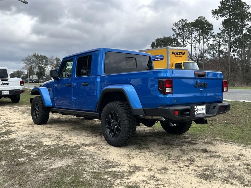 new 2025 Jeep Gladiator car, priced at $45,435