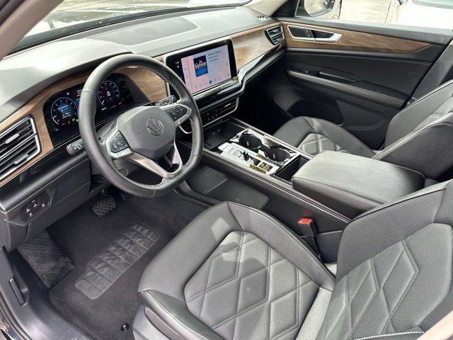 used 2025 Volkswagen Atlas car, priced at $37,702