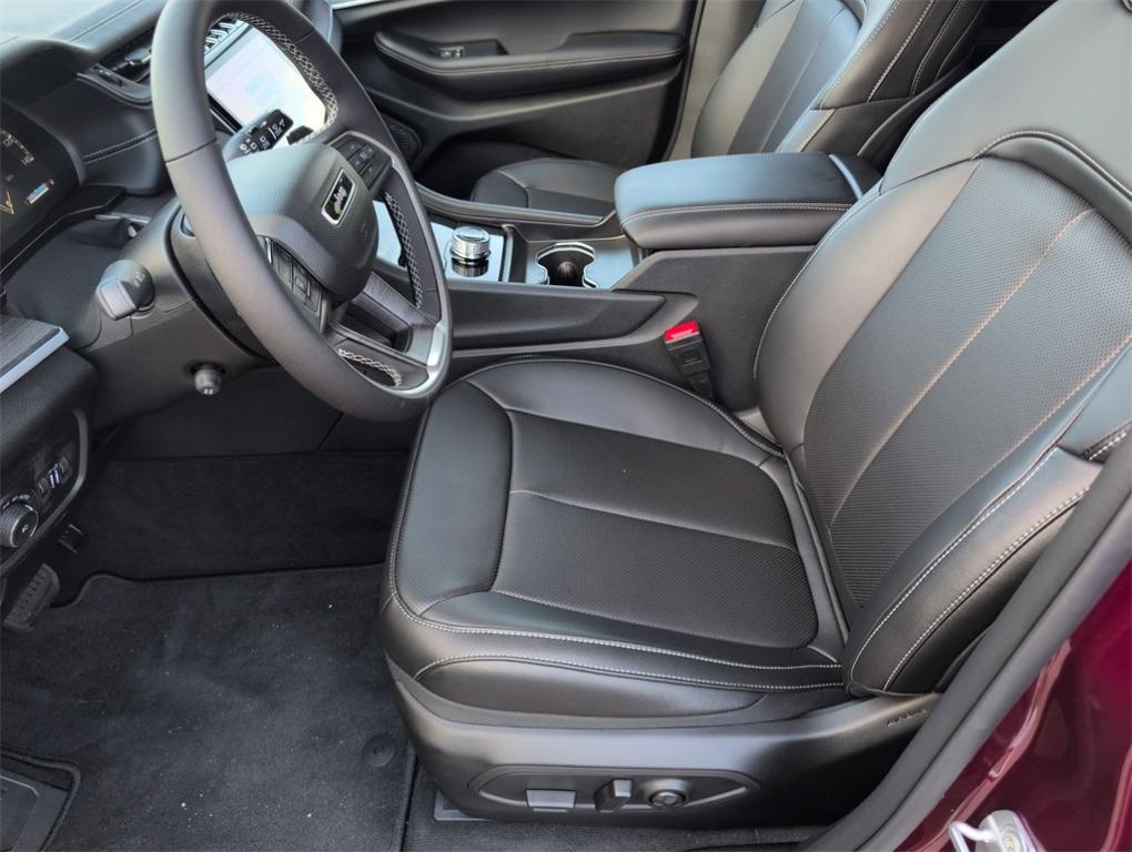 new 2025 Jeep Grand Cherokee car, priced at $41,987