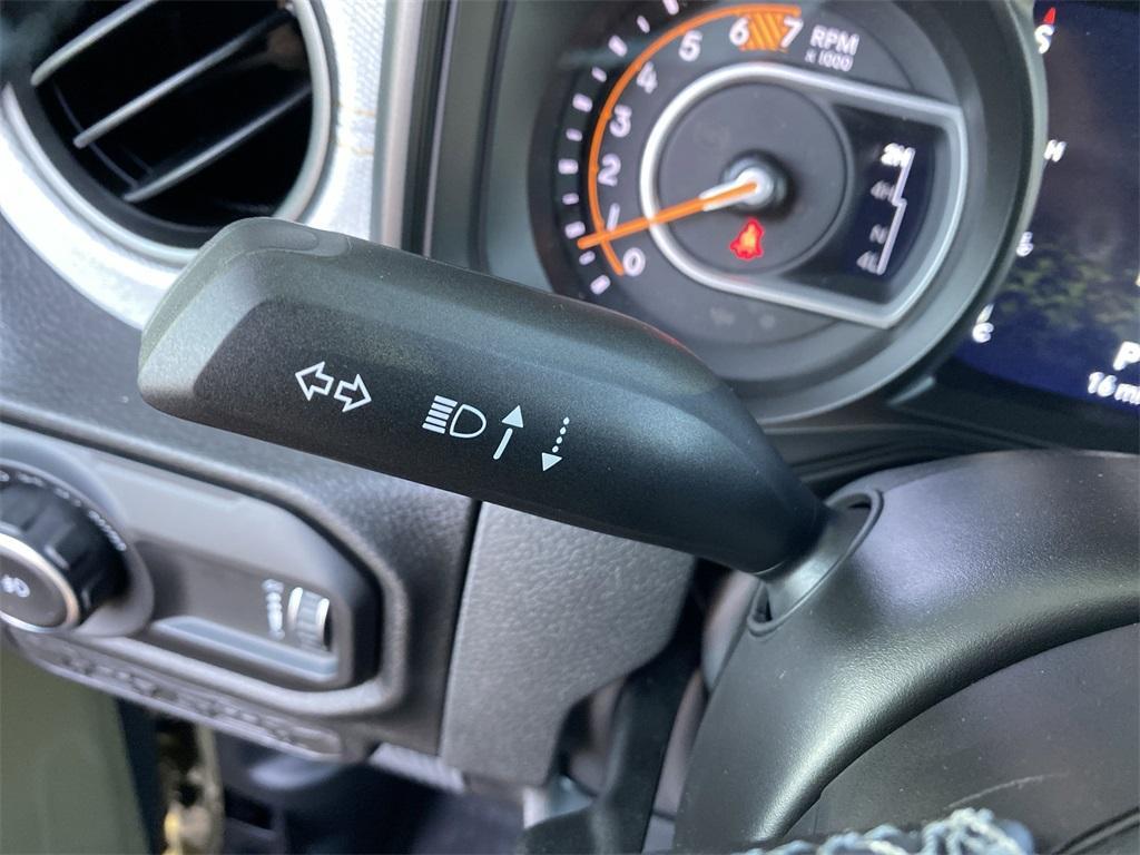 new 2025 Jeep Wrangler car, priced at $47,391