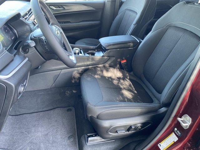 new 2025 Jeep Grand Cherokee L car, priced at $37,277