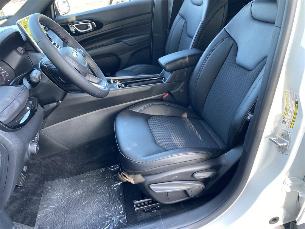 new 2025 Jeep Compass car, priced at $29,910
