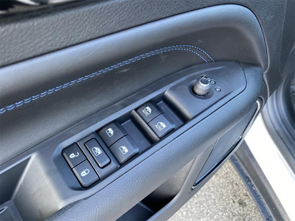 new 2025 Jeep Compass car, priced at $29,910