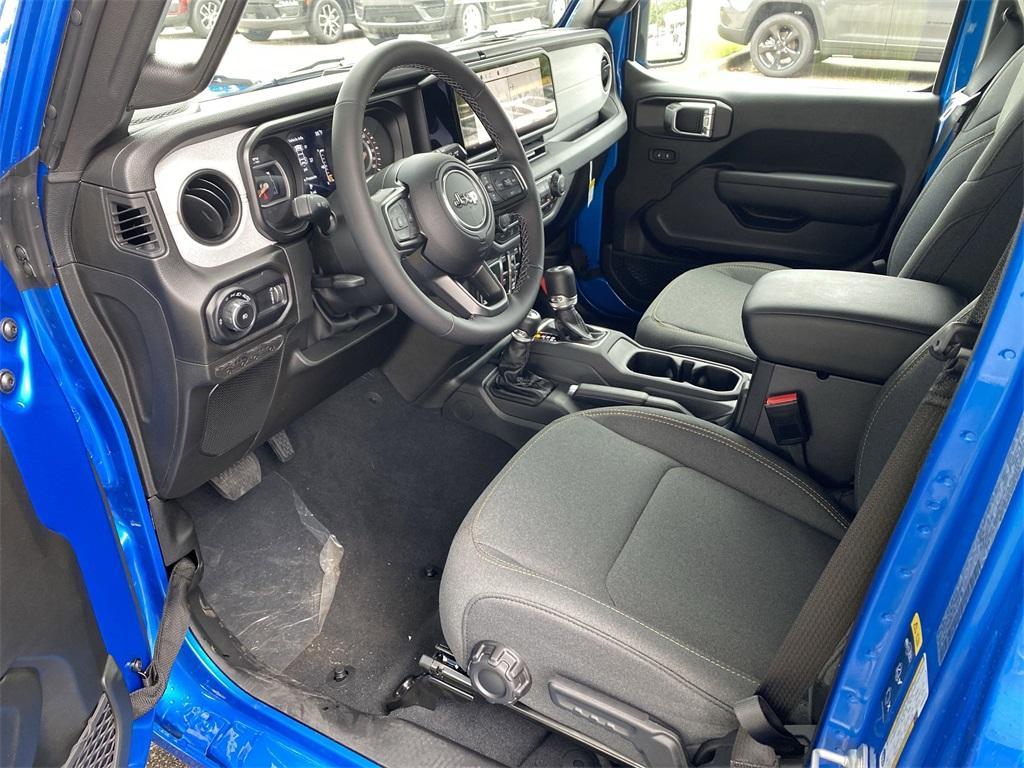new 2025 Jeep Wrangler car, priced at $43,191