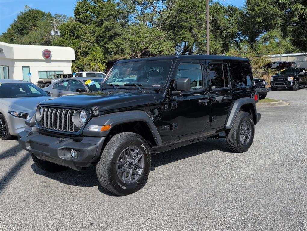 new 2025 Jeep Wrangler car, priced at $44,806