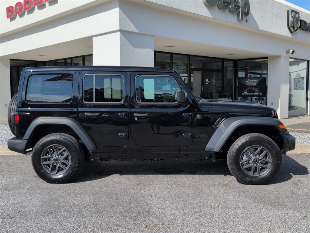 new 2025 Jeep Wrangler car, priced at $44,806