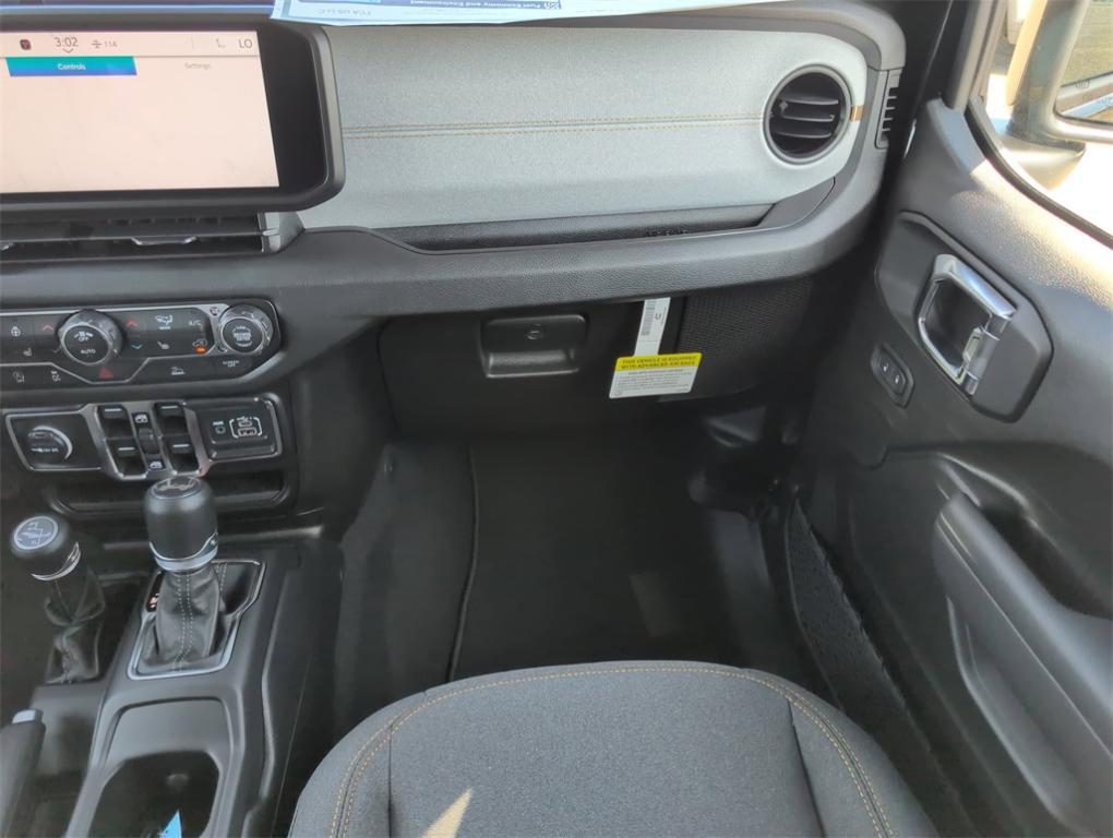 new 2025 Jeep Wrangler car, priced at $44,806