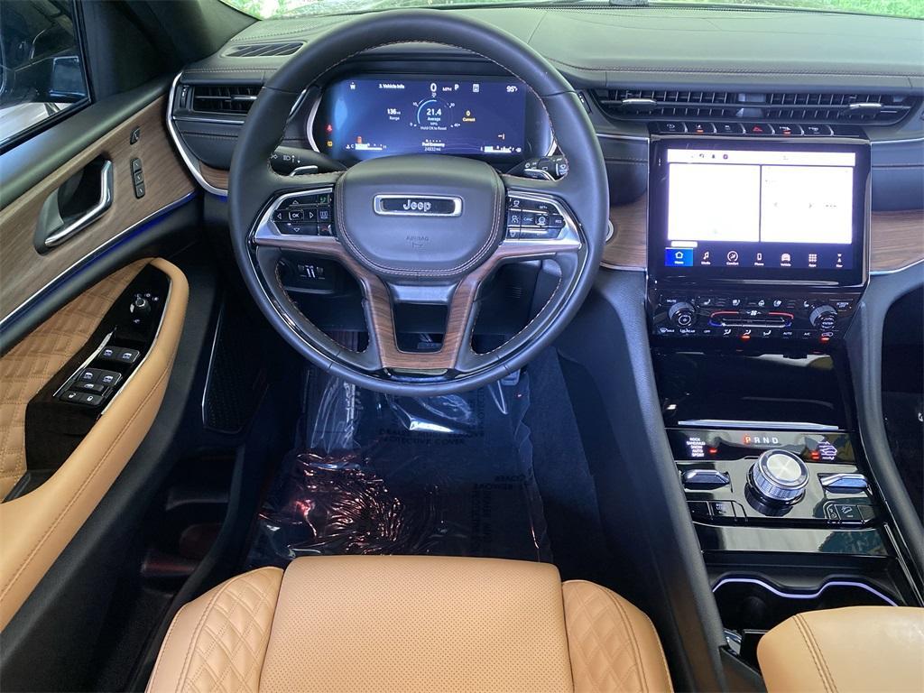 used 2024 Jeep Grand Cherokee car, priced at $49,320
