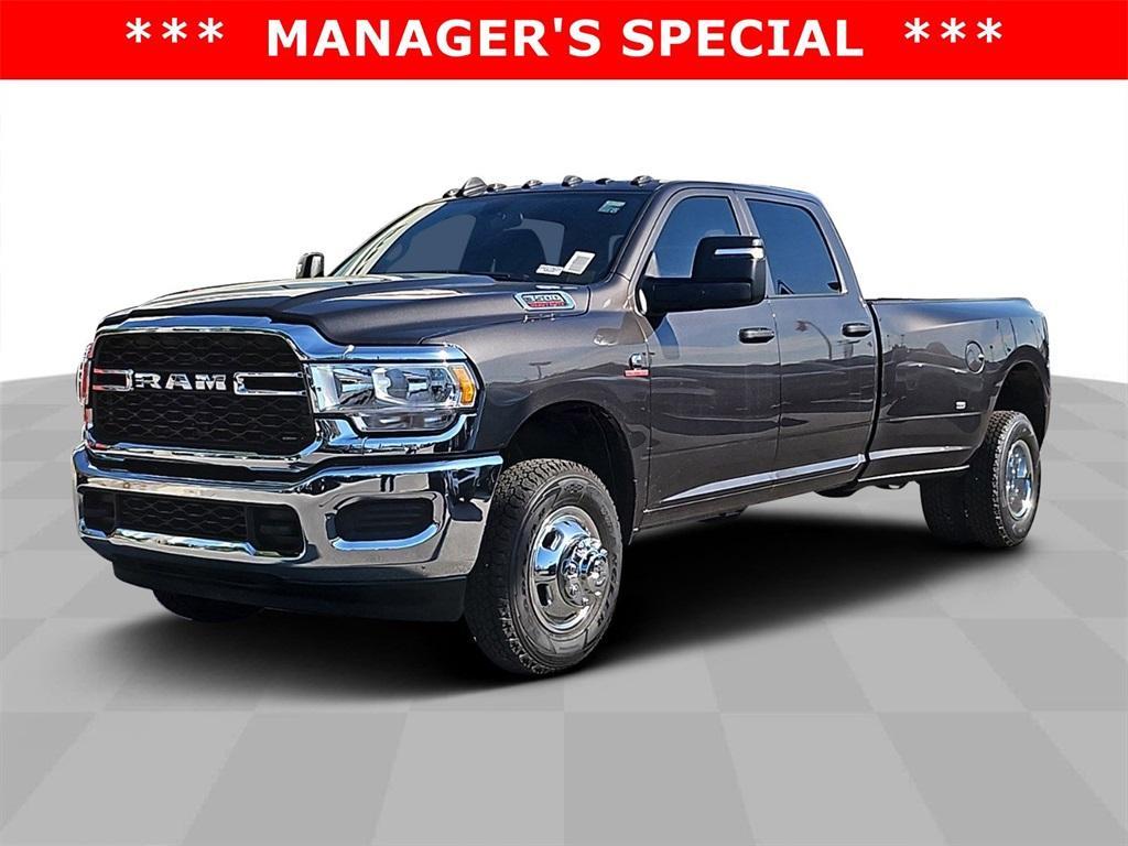 new 2024 Ram 3500 car, priced at $62,024