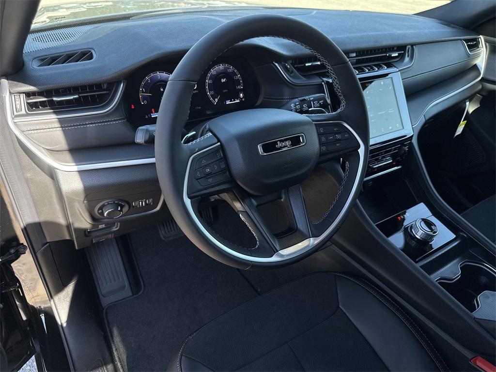 new 2025 Jeep Grand Cherokee L car, priced at $41,394