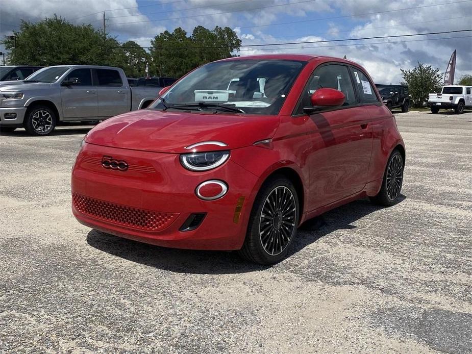 new 2024 FIAT 500e car, priced at $29,000