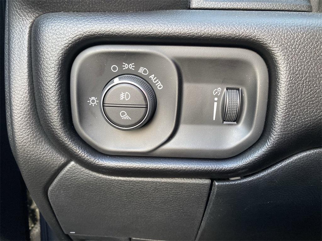 new 2025 Ram 2500 car, priced at $72,557