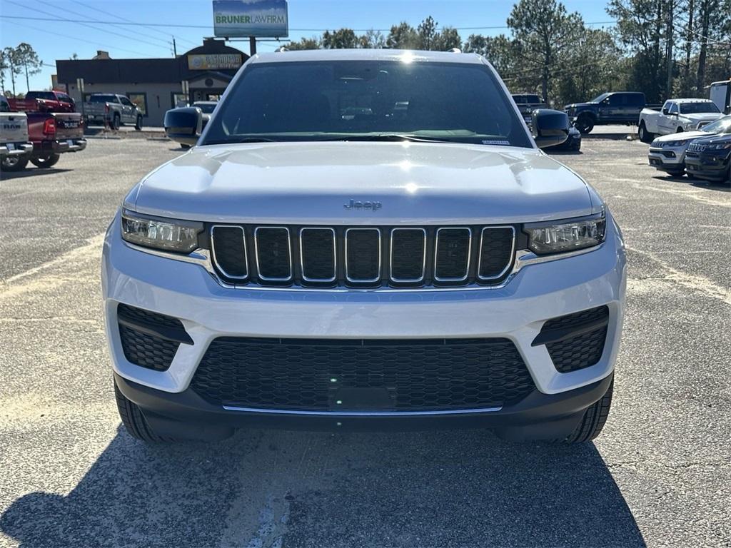 new 2025 Jeep Grand Cherokee car, priced at $37,320