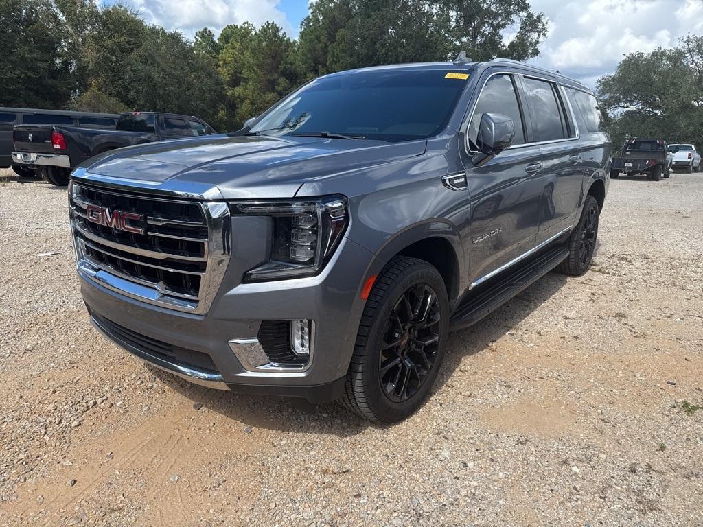 used 2022 GMC Yukon XL car, priced at $52,180