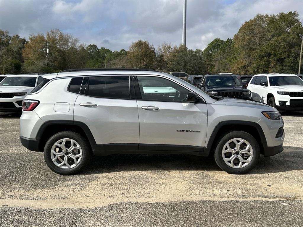 new 2025 Jeep Compass car, priced at $26,860