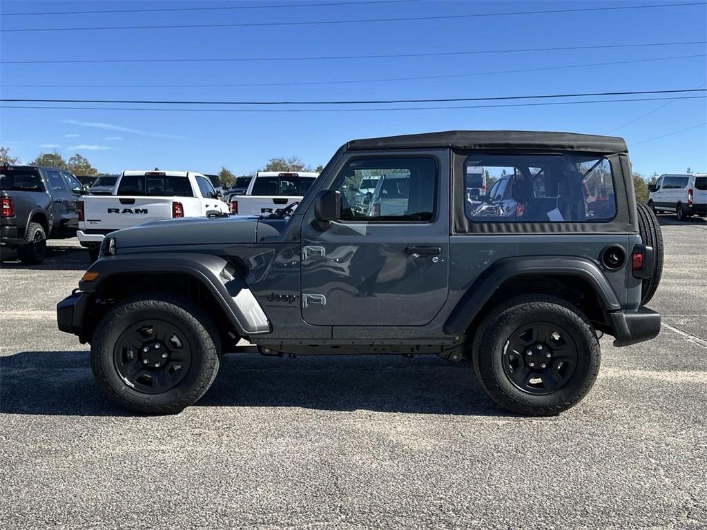 new 2025 Jeep Wrangler car, priced at $33,985