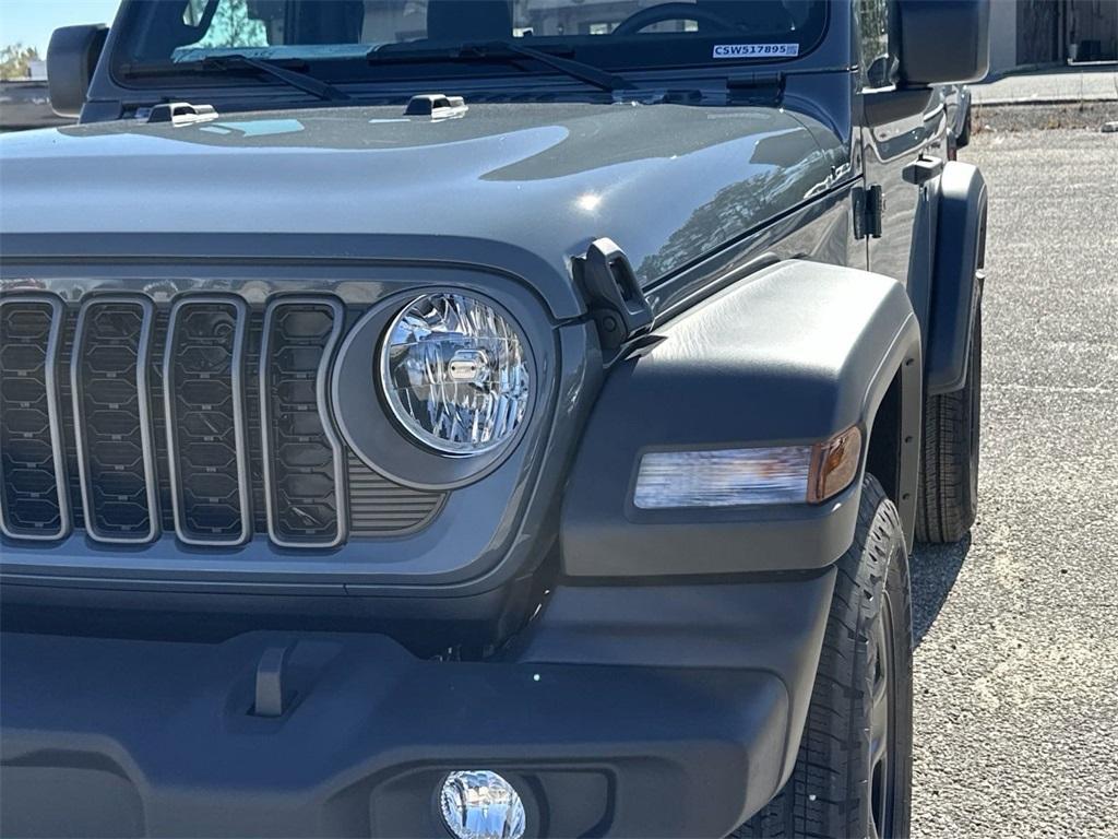 new 2025 Jeep Wrangler car, priced at $33,985