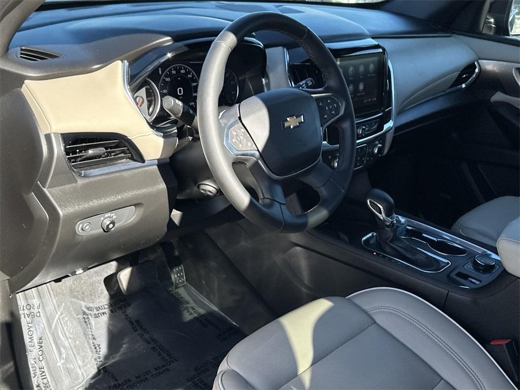 used 2023 Chevrolet Traverse car, priced at $35,425