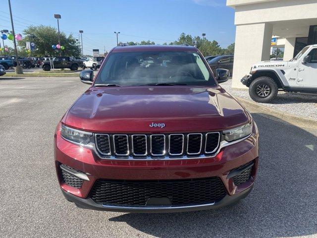 used 2024 Jeep Grand Cherokee car, priced at $39,998