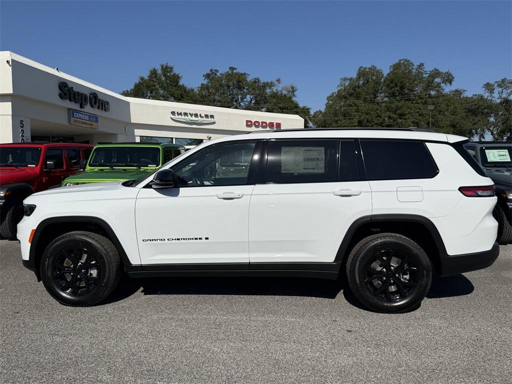 new 2025 Jeep Grand Cherokee L car, priced at $42,728