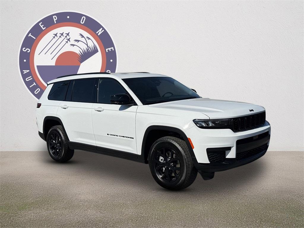 new 2025 Jeep Grand Cherokee L car, priced at $42,728