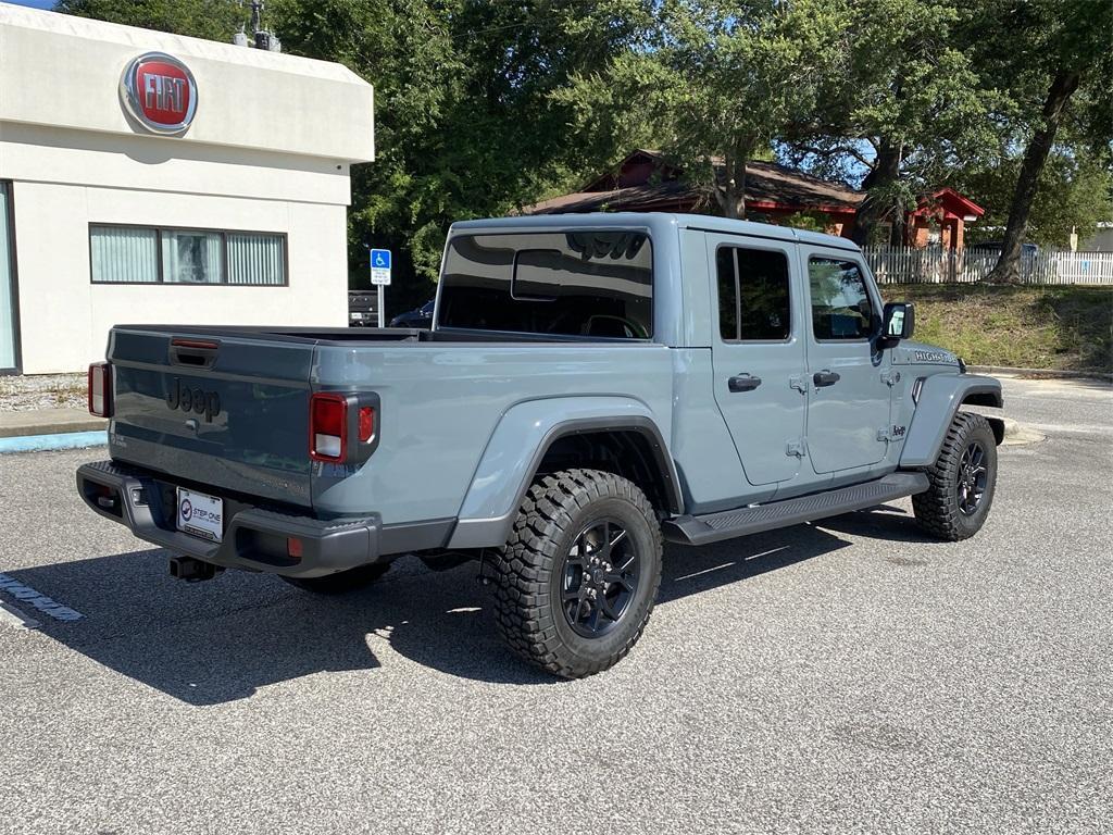 new 2025 Jeep Gladiator car, priced at $45,835