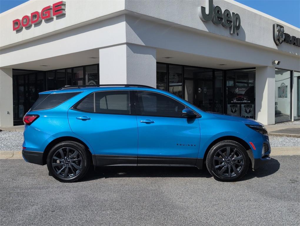 used 2024 Chevrolet Equinox car, priced at $25,410