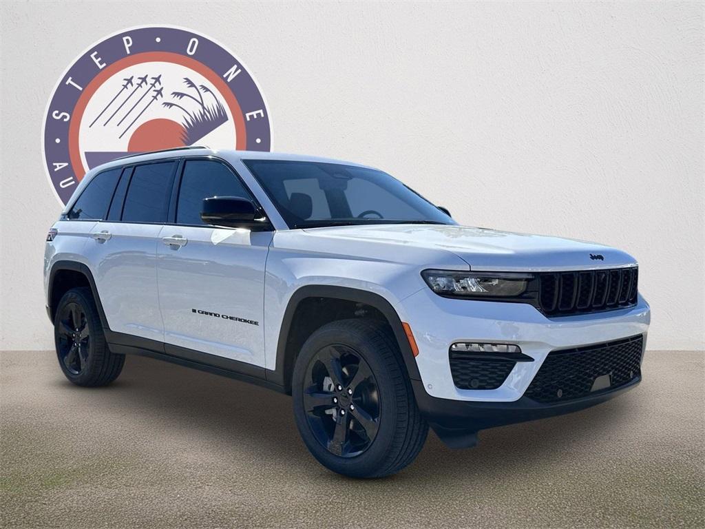 new 2025 Jeep Grand Cherokee car, priced at $51,721