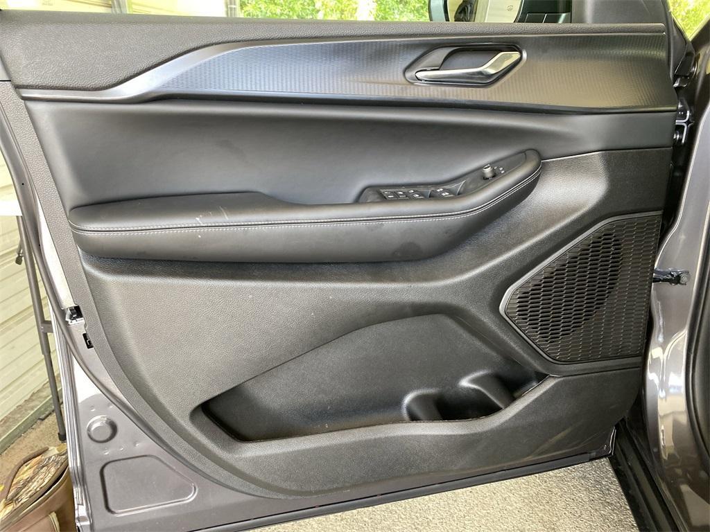 new 2025 Jeep Grand Cherokee L car, priced at $36,836