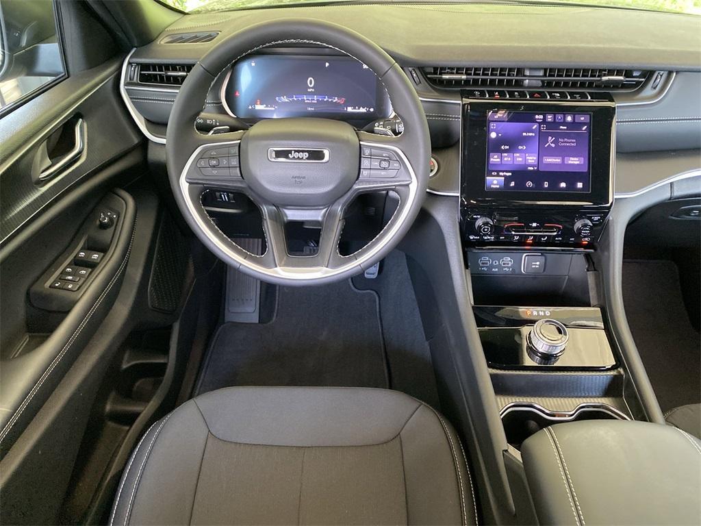 new 2025 Jeep Grand Cherokee L car, priced at $36,836